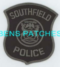 MICHIGAN,SOUTHFIELD POLICE SUBDUED 2
